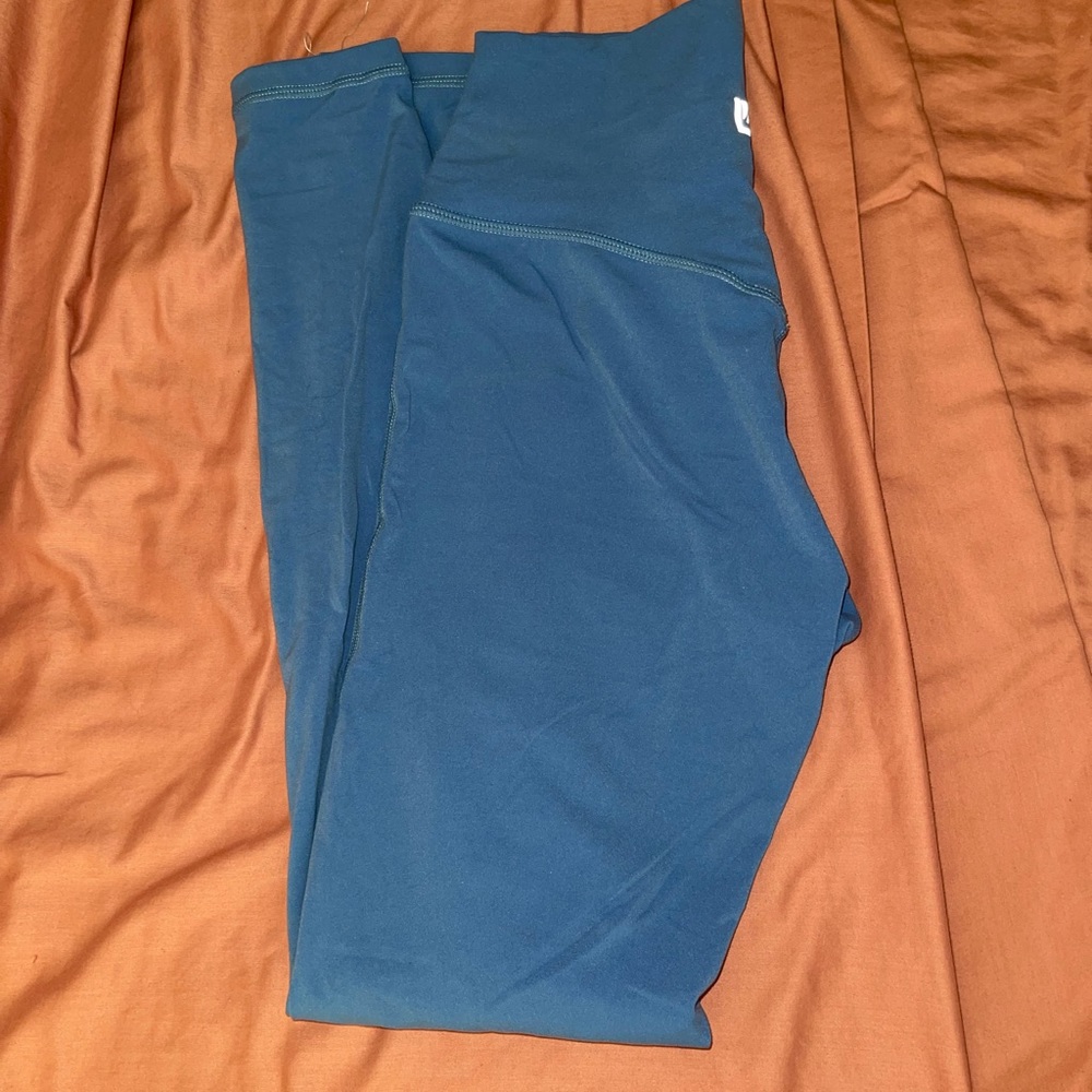 Buff bunny leggings size small